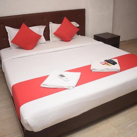 Hotel Jaypee Inn Hāora Kültér fotó